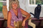 CAT-LADY-